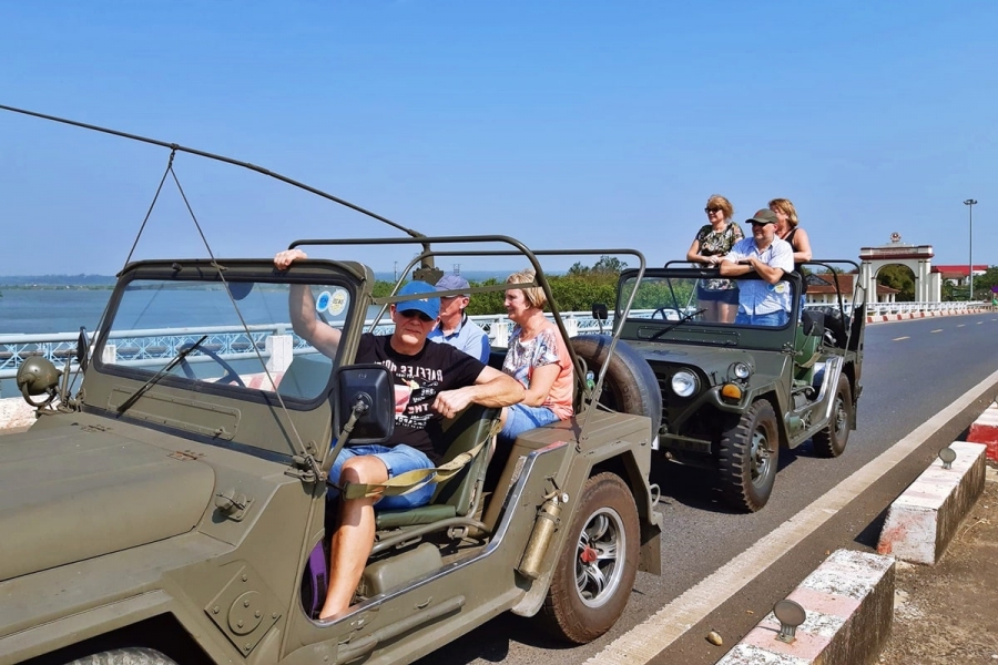 Jeep Tour Hải Vân - Lăng Cô